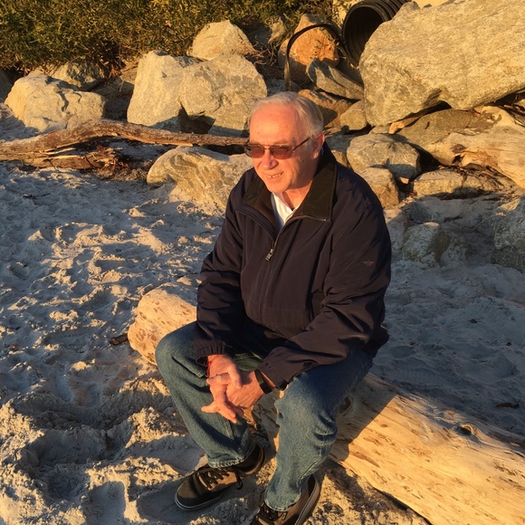 Meet your Posher, Rich - Picture 3 of 6